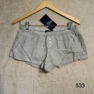 NWT Brandy Melville‎ Keira Linen Blend Striped Shorts white and khaki One Size